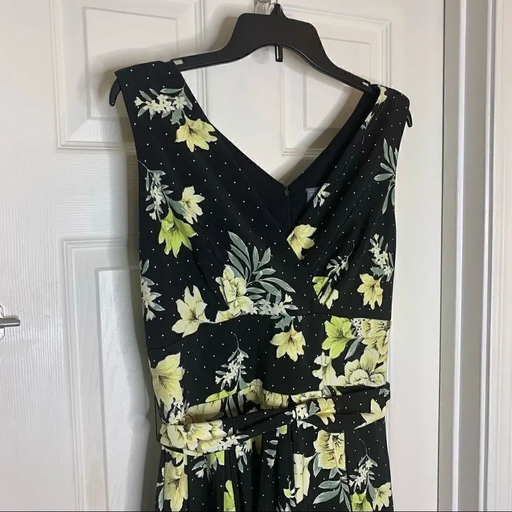 Rabbit, Rabbit, Rabbit Designs Black and Yellow Floral Dress Size 12 - Picture 12 of 13